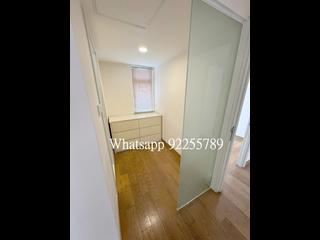 Soho - Centrestage 05