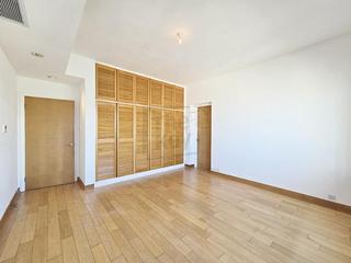 Mid Levels Central - Rose Gardens 06