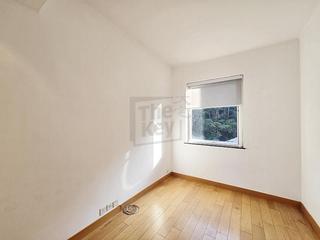 Mid Levels Central - Rose Gardens 10