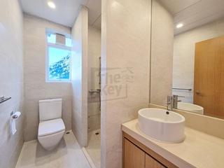 Mid Levels Central - Rose Gardens 11