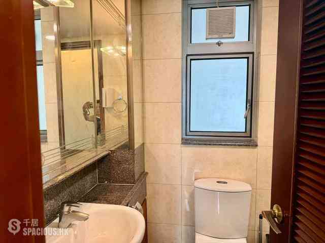 Kennedy Town - The Merton 12