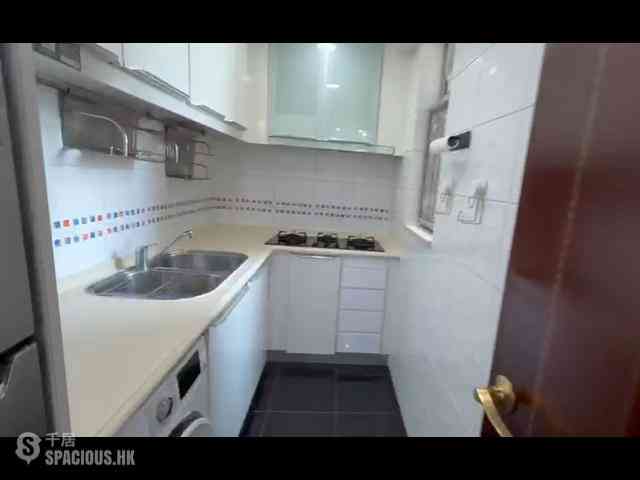 Kennedy Town - The Merton 09