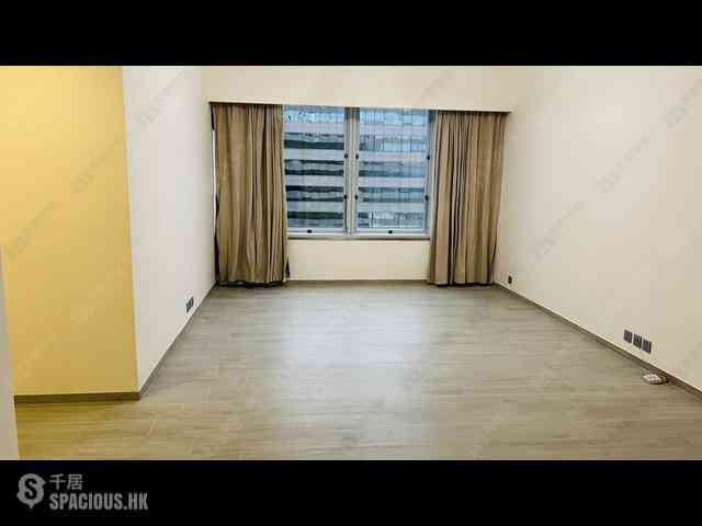 Wan Chai - Convention Plaza Apartments 02