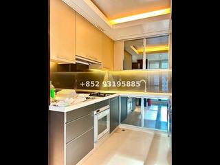 Mid Levels Central - 11, Macdonnell Road 02