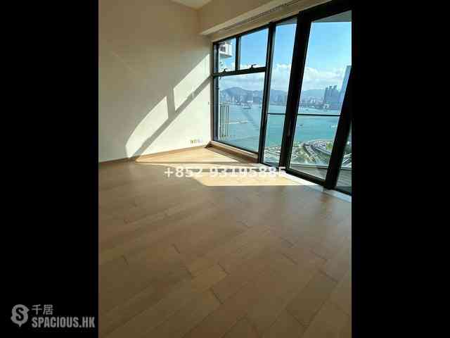 Shek Tong Tsui - Upton 01