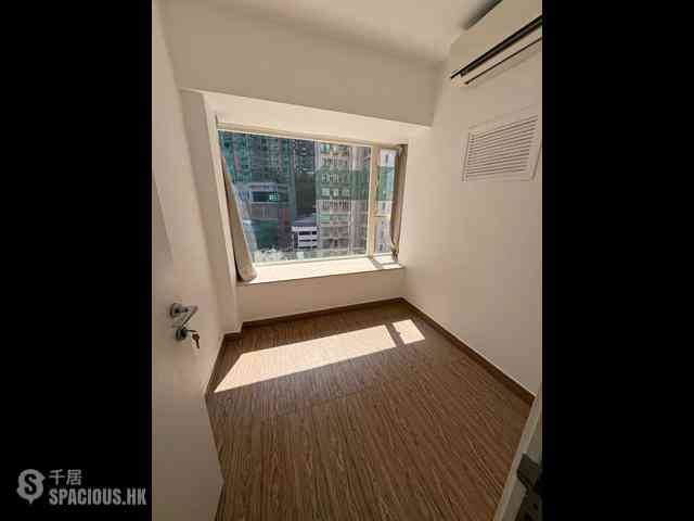 Soho - Centrestage Block 1 07