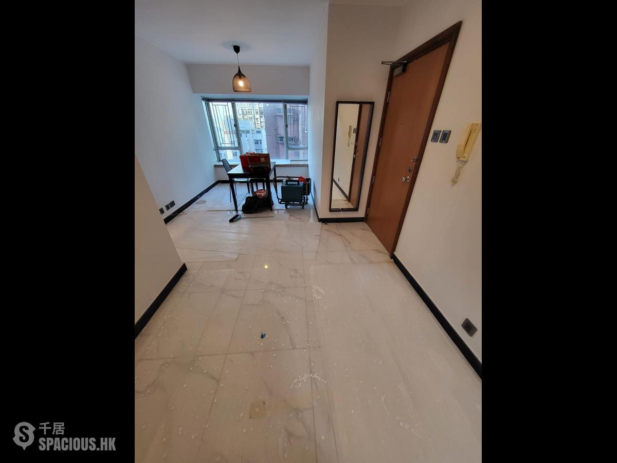 Sai Ying Pun - Ying Wa Court 01