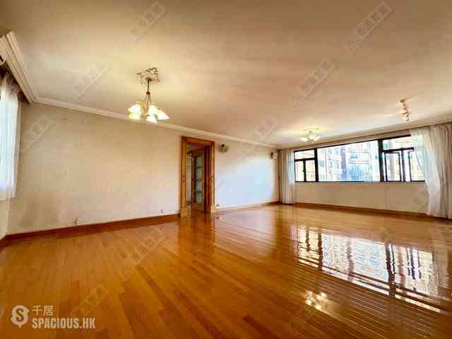 Jardines Lookout - Butler Towers 01