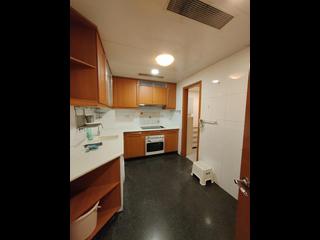 Hung Hom - Royal Peninsula Block 1 04