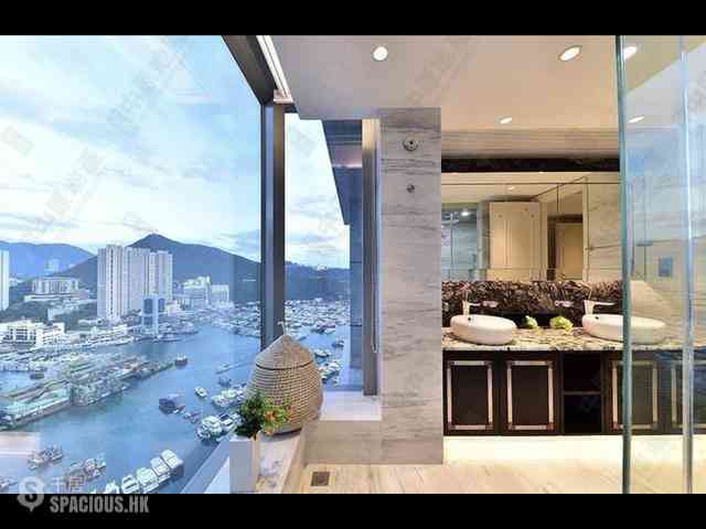 Ap Lei Chau - Marina South 11