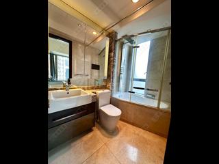 Wan Chai - The Avenue 10