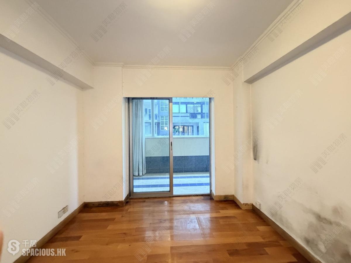 Causeway Bay - Towning Mansion 01