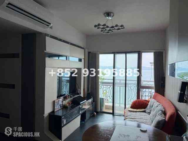 Kennedy Town - The Merton 01