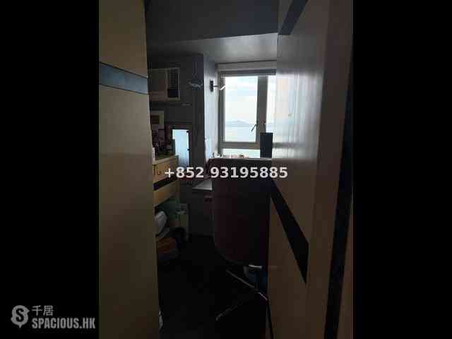 Kennedy Town - The Merton 04