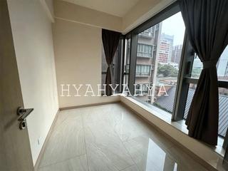 Sai Ying Pun - King's Hill 03