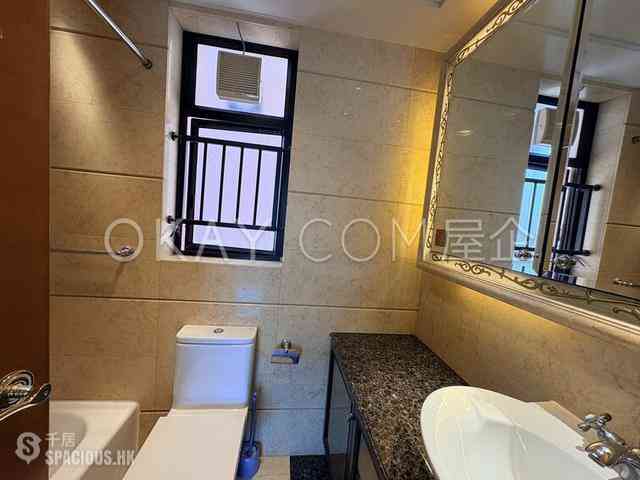 West Kowloon - The Arch Sun Tower (Block 1A) 05