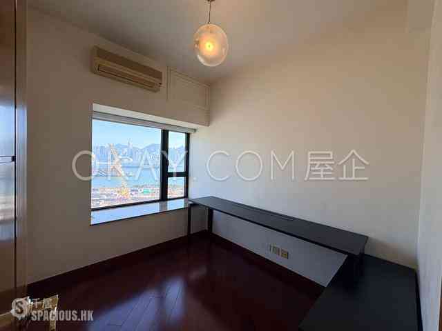 West Kowloon - The Arch Sun Tower (Block 1A) 11