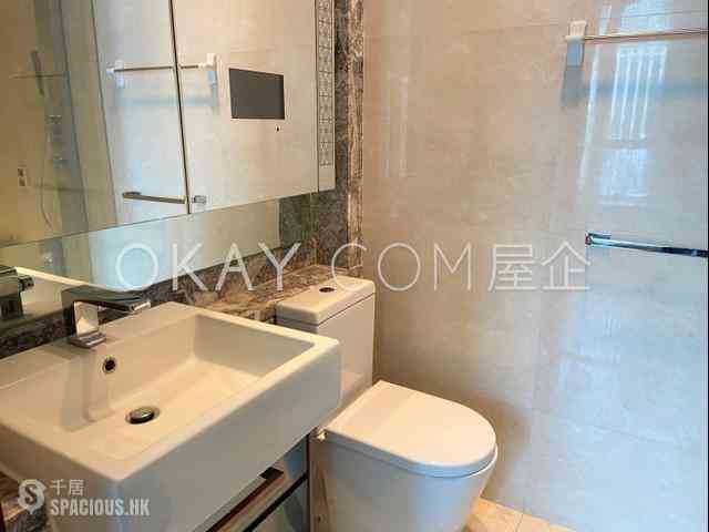 Wan Chai - The Avenue Phase 2 Block 1 05