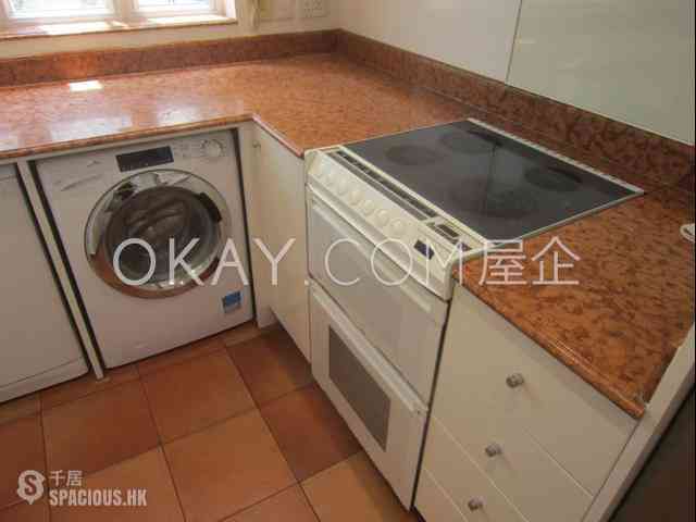 Mid Levels Central - Kam Fai Mansion 04