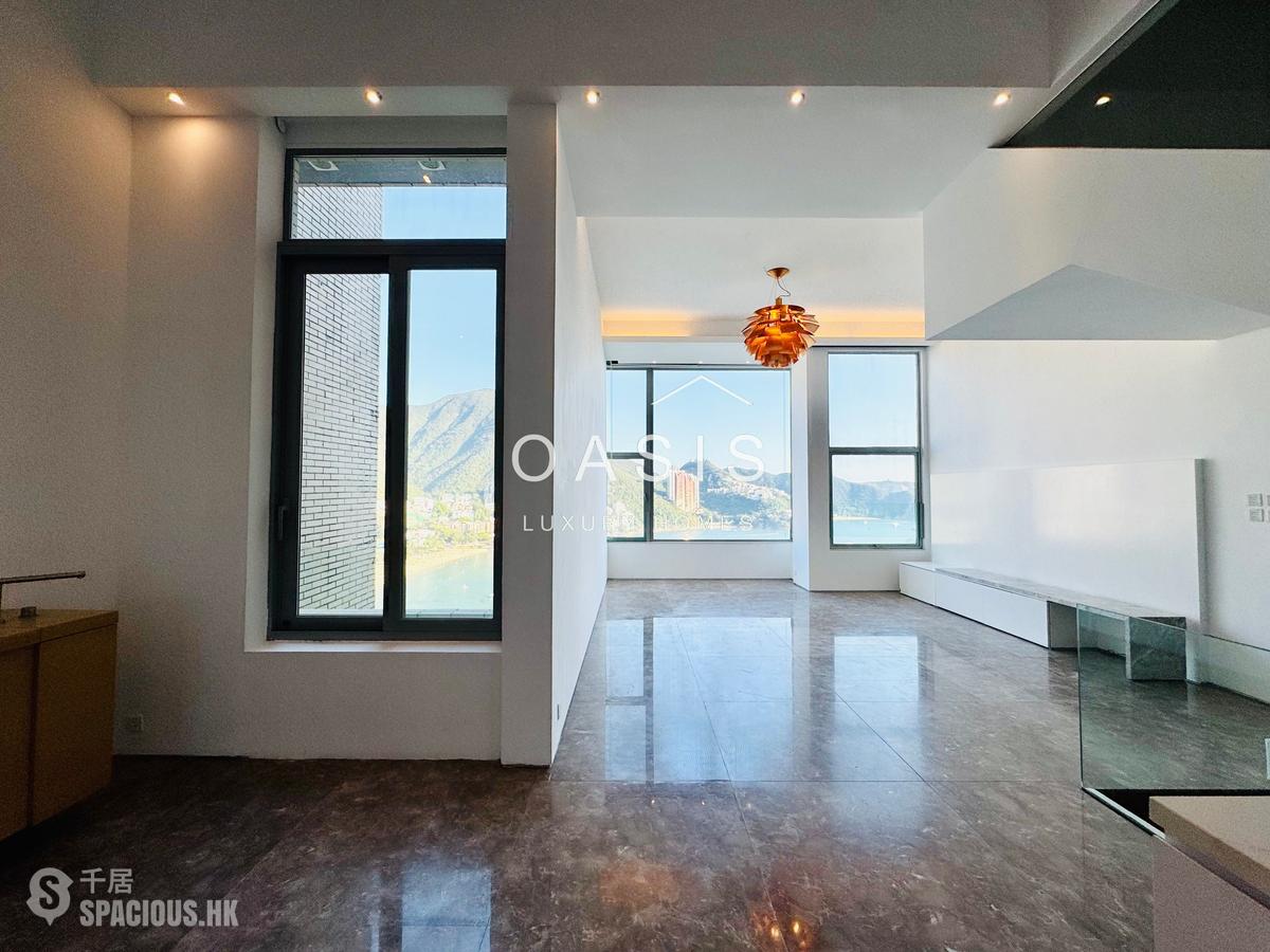 Repulse Bay - The Beachfront 01