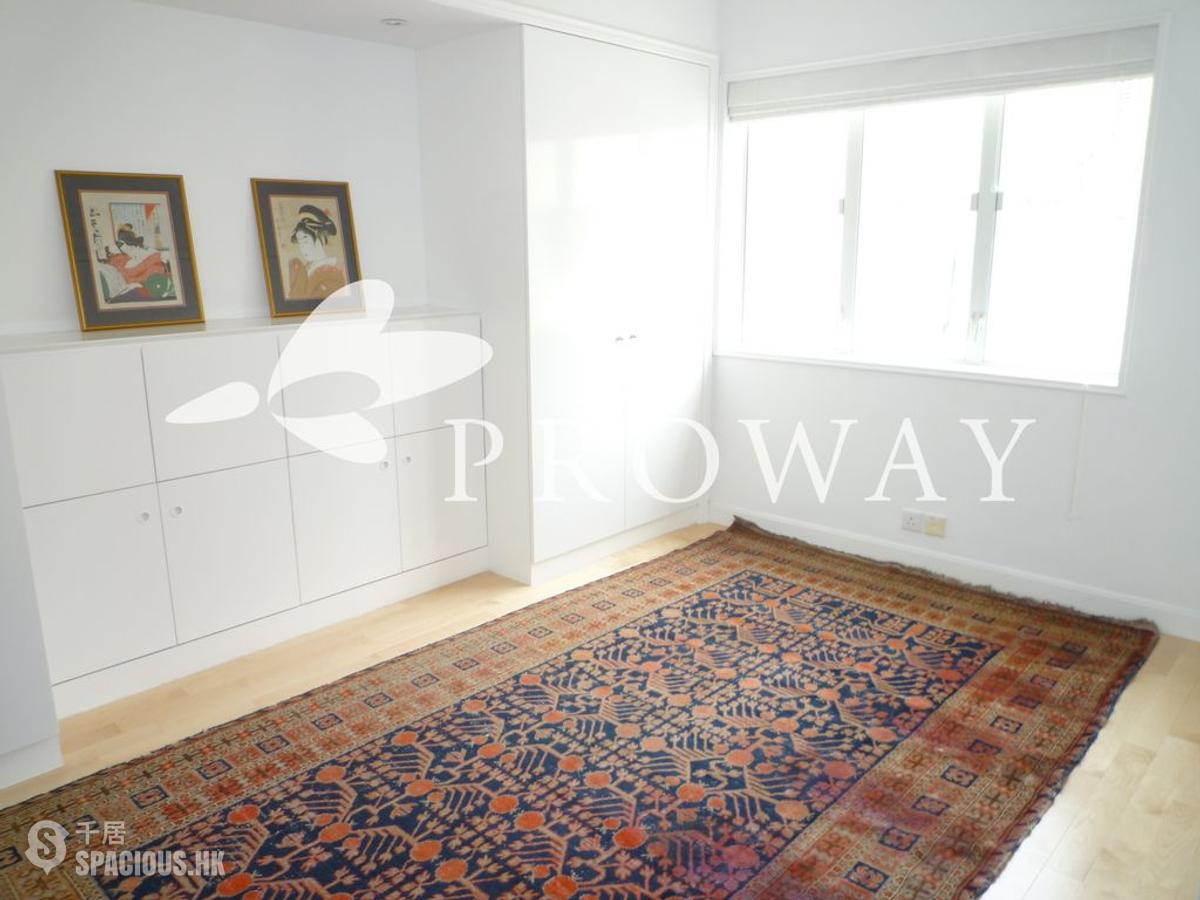 Mid Levels Central - Kam Fai Mansion 01