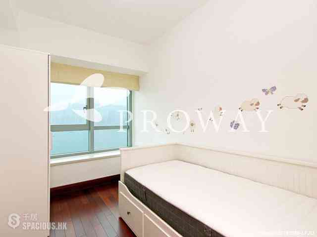 West Kowloon - The Harbourside 08
