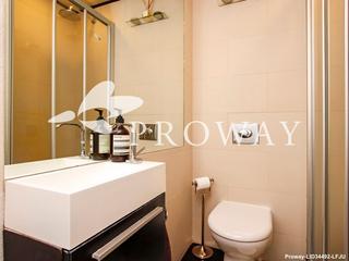 Mid Levels Central - Robinson Heights 07