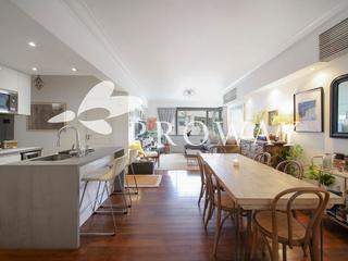 Mid Levels Central - Kam Fai Mansion 03
