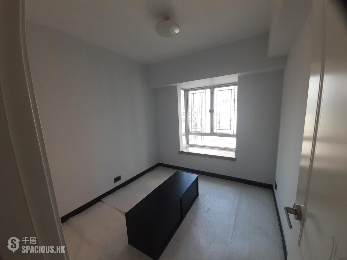 Sai Ying Pun - Ying Wa Court 01