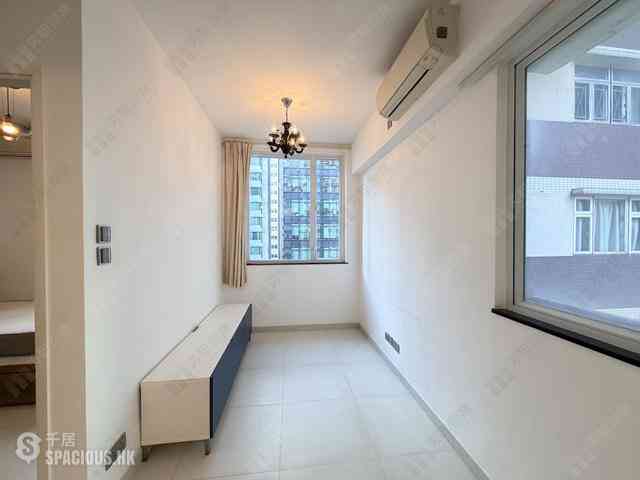 Wan Chai - Hay Wah Building 07