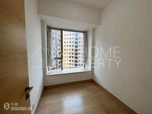 Kennedy Town - Cadogan 07