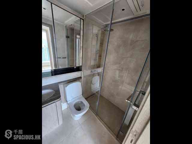 Wong Chuk Hang - The Southside Phase 1 Southland Tower 2A 02
