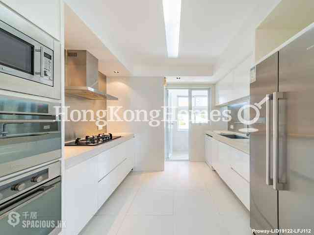 The Peak - Strawberry Hill 11