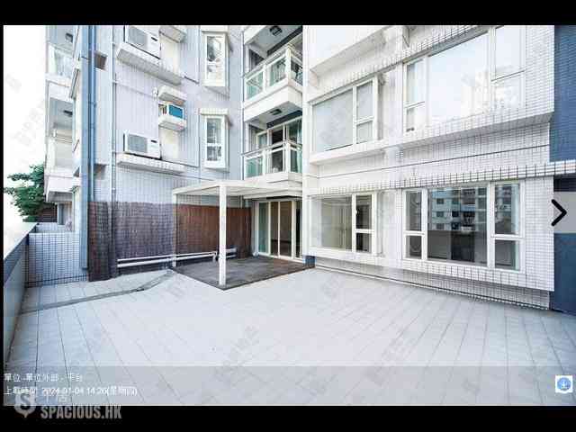 Soho - Centrestage Block 2 01