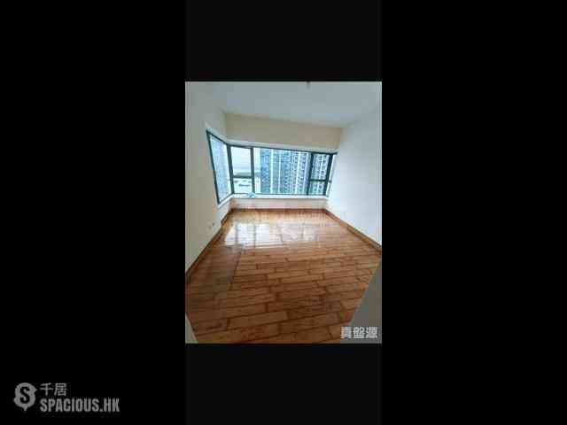 大角咀 - 维港湾7座 06