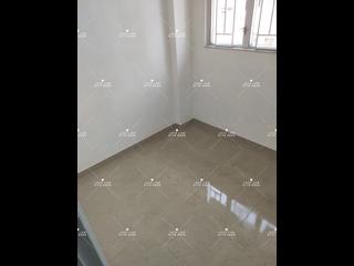 Tai Kok Tsui - Lai Tong Building Block B 04