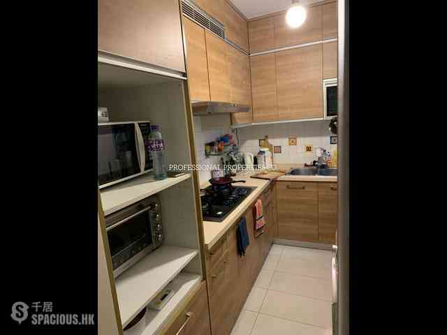 Mid Levels Central - Excelsior Court 04