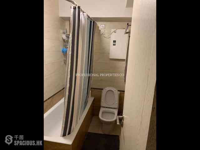 Mid Levels Central - Excelsior Court 06