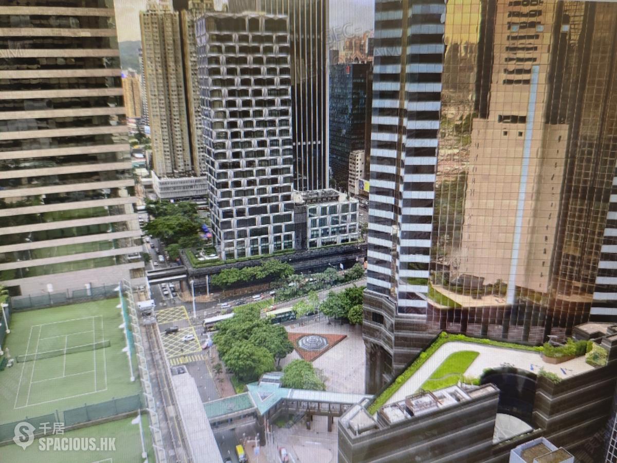 Wan Chai - Convention Plaza Apartments 01