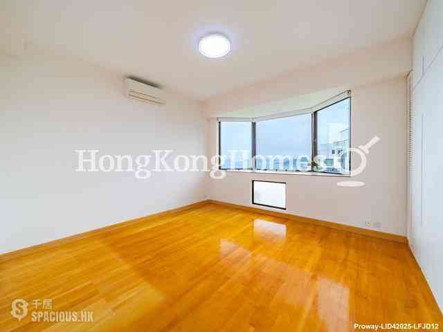 Repulse Bay - South Bay Towers 08