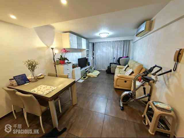 Braemar Hill - Oxford Court Block 2 01