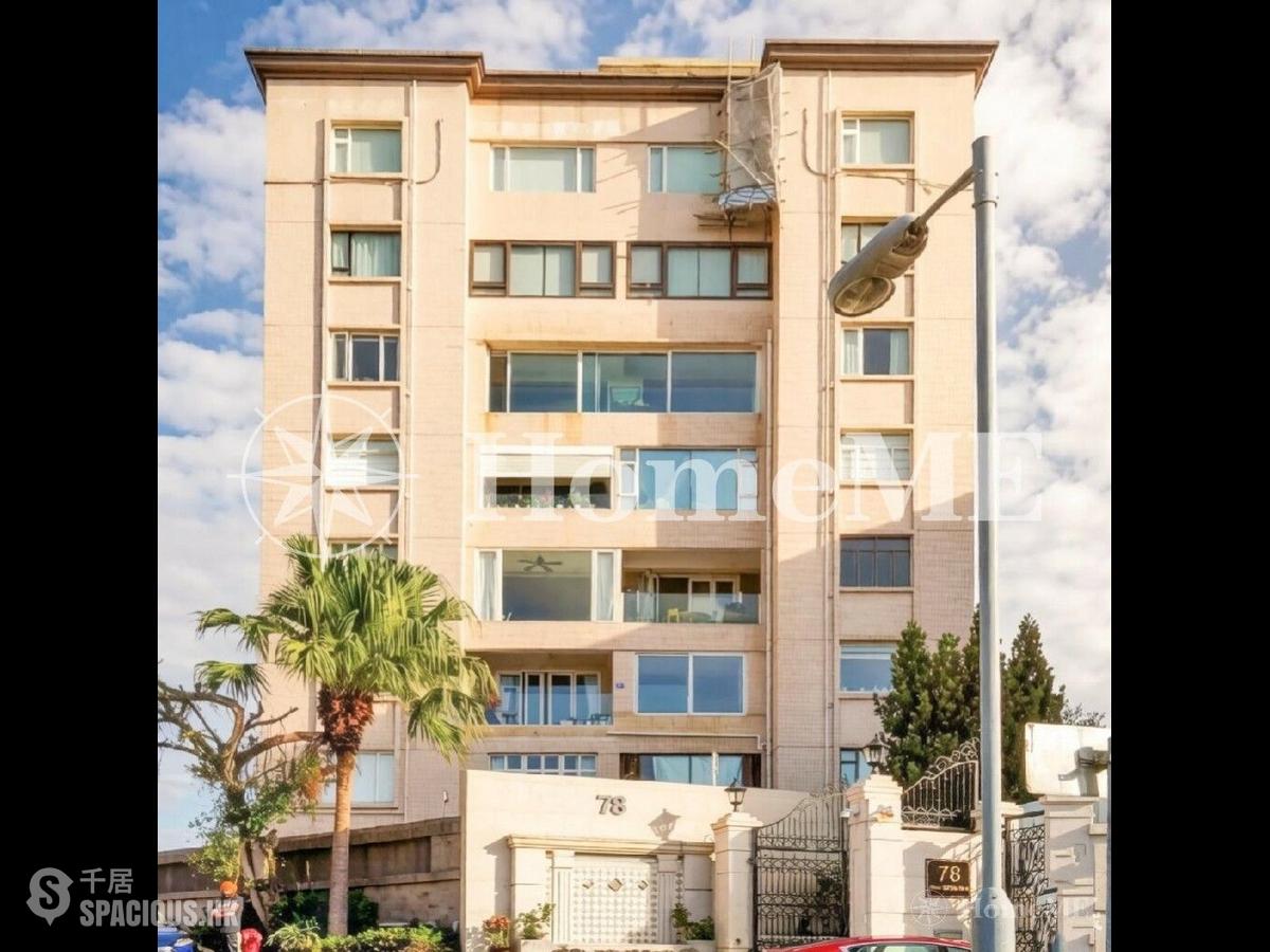 The Peak - Vivian Court 01