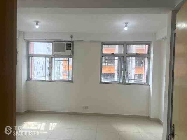Kennedy Town - Han Yu Building 01