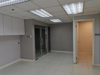Kwun Tong - Crown Industrial Building 05