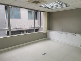 Kwun Tong - Crown Industrial Building 11