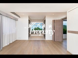 The Peak - Vivian Court 02
