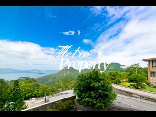 The Peak - Vivian Court 06