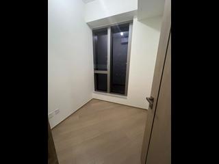Lohas Park - Lohas Park Phase 11C Villa Garda II Tower 2B 03