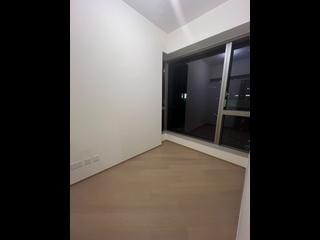 Lohas Park - Lohas Park Phase 11C Villa Garda II Tower 2B 04