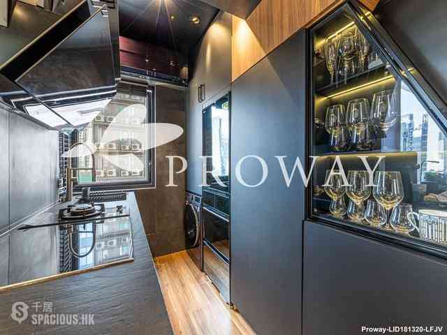 Soho - Sunrise House 06